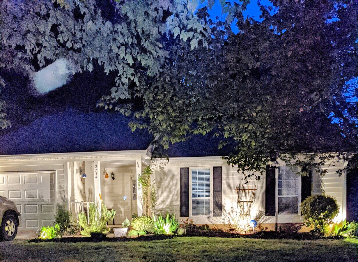 Photo - 2734 Bishopton Pl