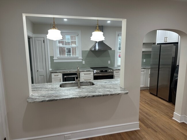 Photo - 425 S Jackson St Unit 2