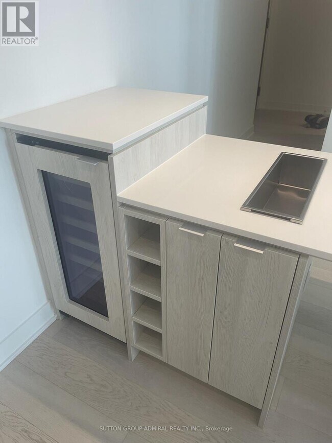 Photo - 11 Yorkville Ave Unit 3505