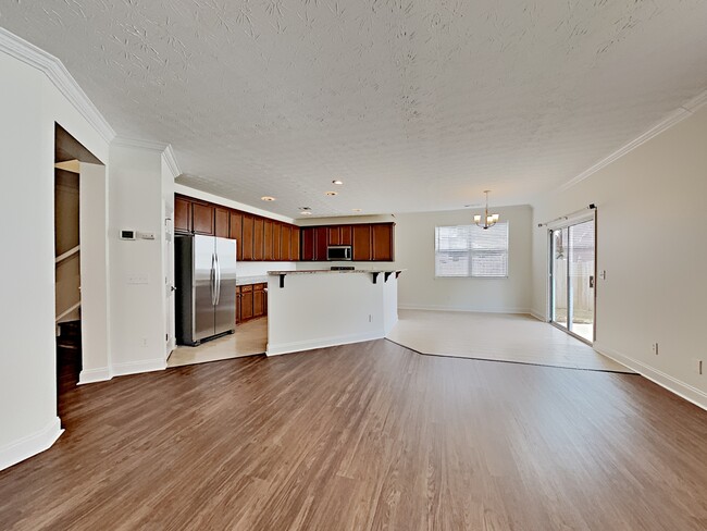 Photo - 76 Parkmont Ct