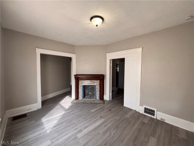 Photo - 7411 Cornelia Ave Unit 1