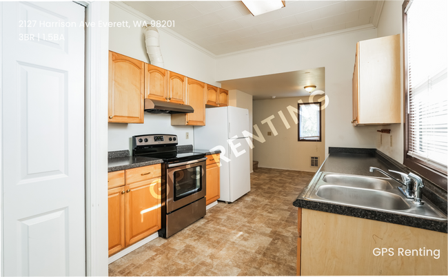 Photo - 2127 Harrison Ave