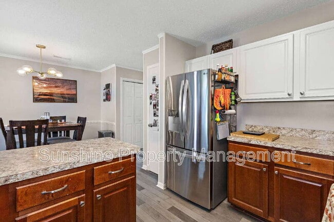 Photo - 5120 Glenwood Way