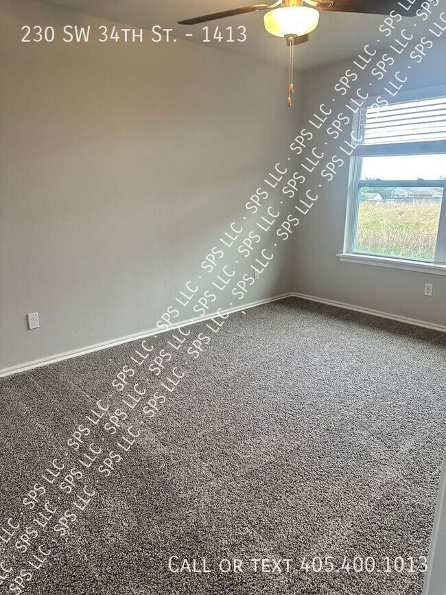 Photo - 230 SW 34th St