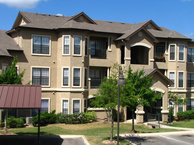 Sendero Ridge Apartment Homes For Rent In San Antonio Tx Forrent Com Sendero Ridge Apartment Homes For Rent In San Antonio Tx Forrent Com