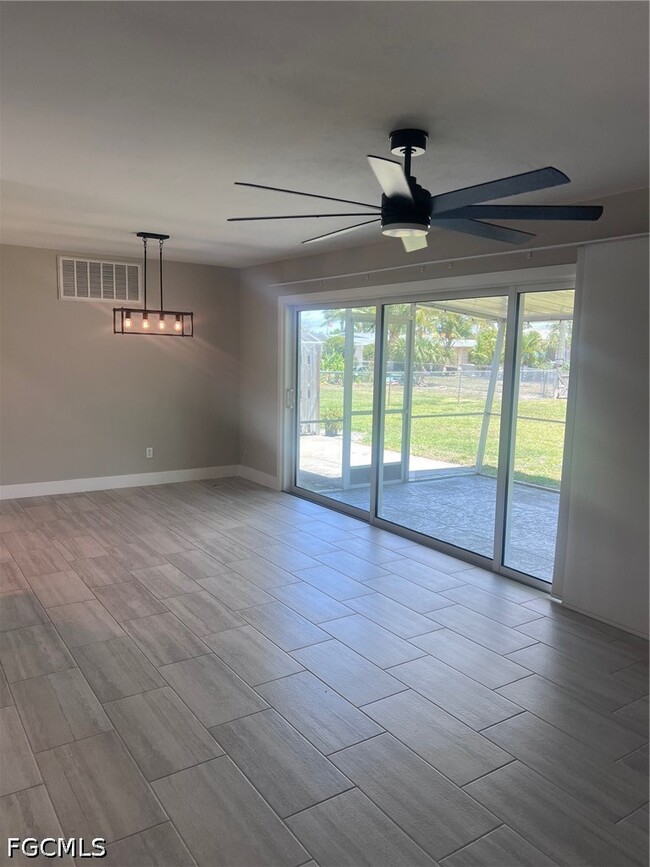 Photo - 5215 Rutland Ct