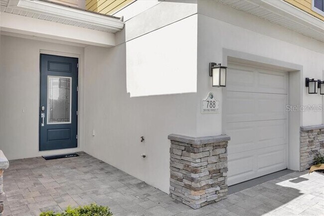 Photo - 788 Driving Range Ct