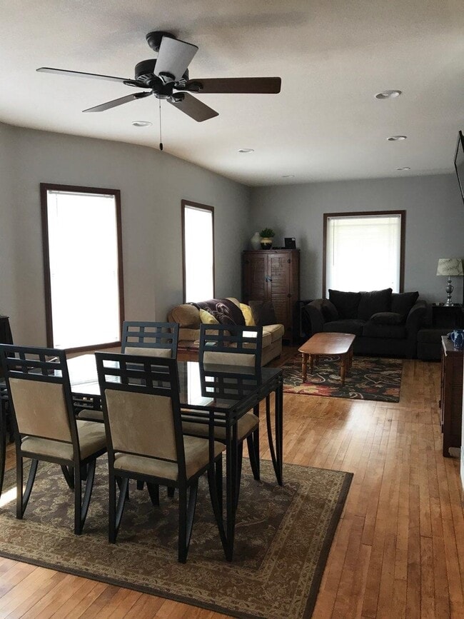 Photo - 1507 Beld St