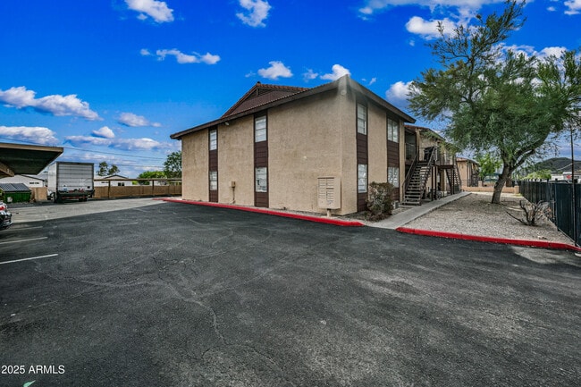 Building Photo - 725 E Vogel Ave Unit 202