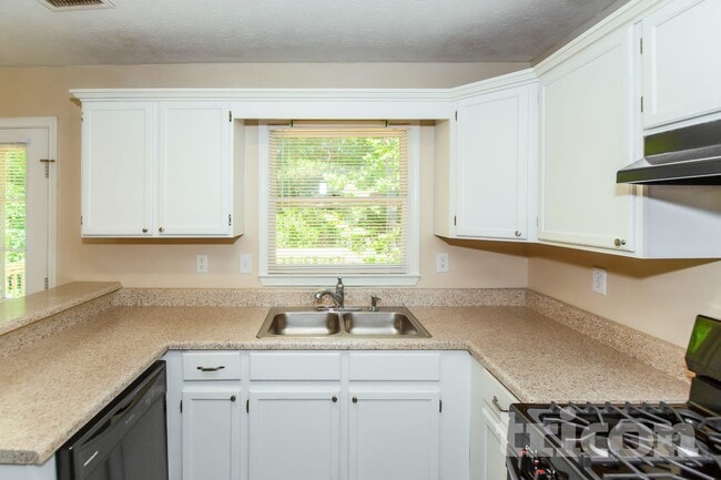 Photo - 1320 Timber Walk Dr