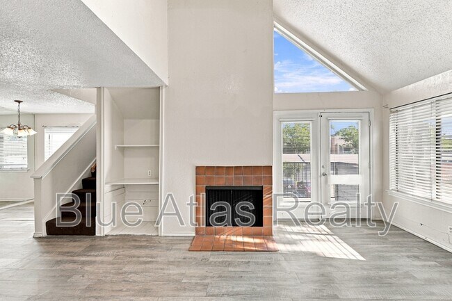 9803 Walnut St Unit B206