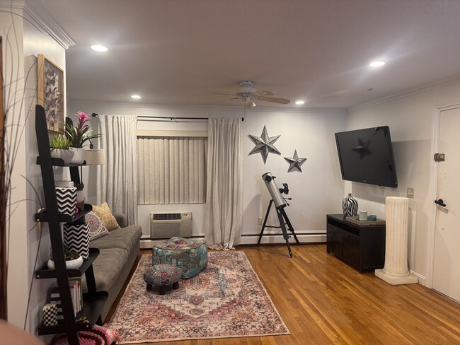 Photo - 772 Willard St Condo Unit B2