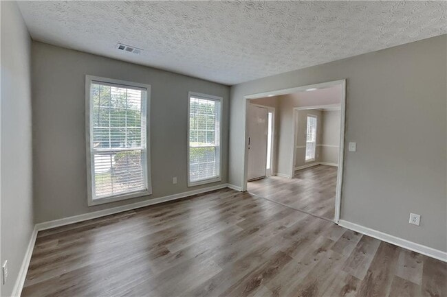 Photo - 3710 Auldyn Dr