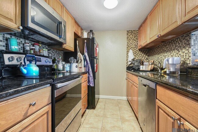 Photo - 10300 W Winston Ave Unit 6