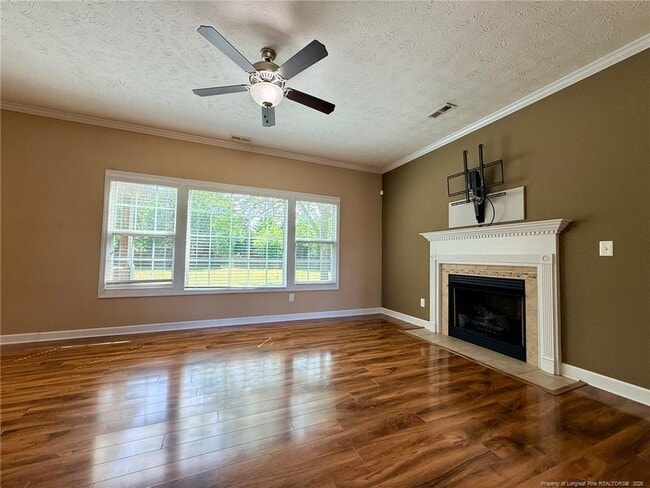 Photo - 422 Jamestown Ave