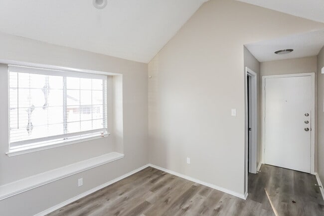 Photo - 708 Brees Dr