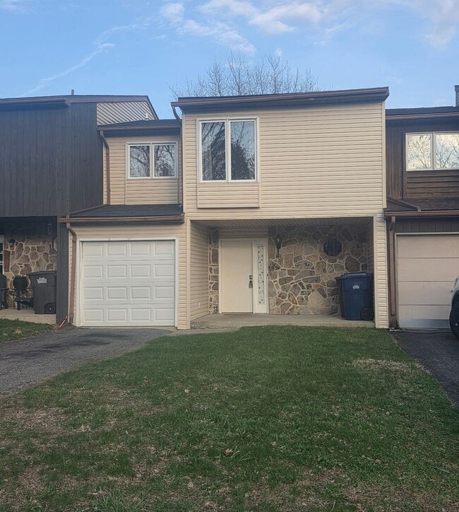 Building Photo - Desirable South Whitehall Township Townhome