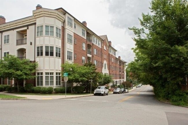 Building Photo - Luxury Belle Meade Condo with Resort-Style Amenities & Prime Nashville Location