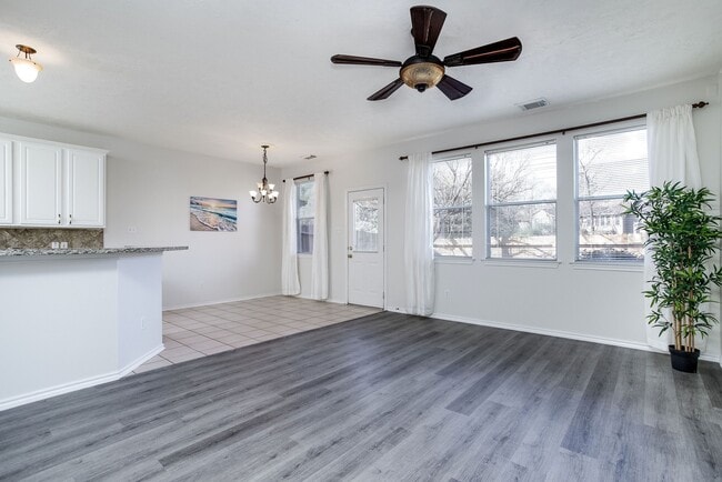 Photo - 63 Summer Haze Cir