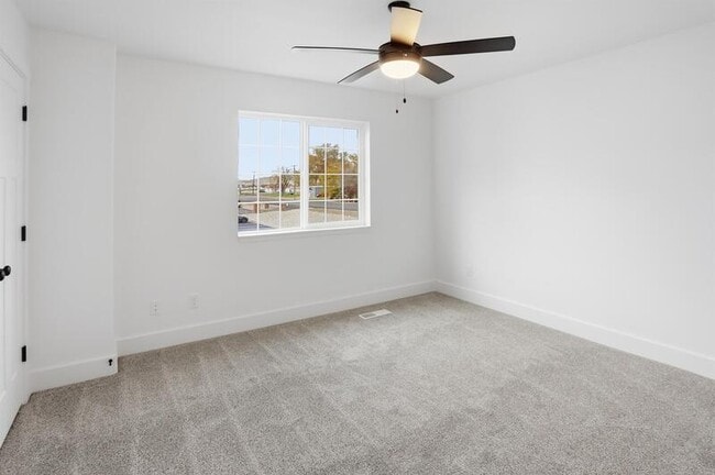 Photo - 1720 E Main St Unit 502