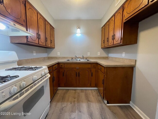 Photo - 1922 Silver St Unit 2