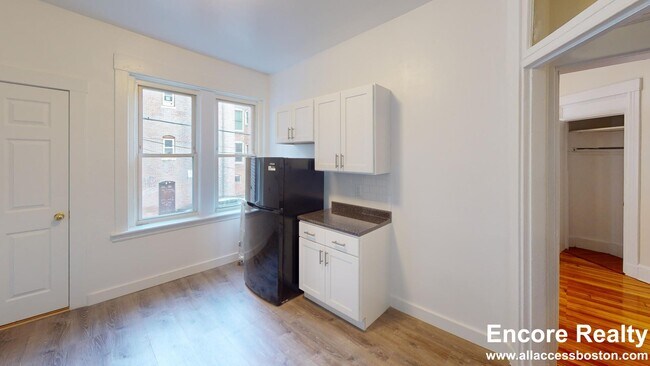 1391 Commonwealth Ave Unidad A