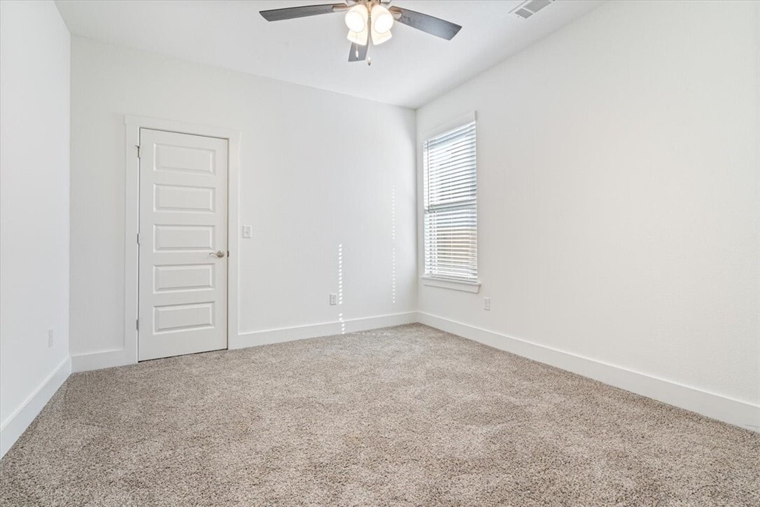 Photo - 7004 SW Basswood Ave
