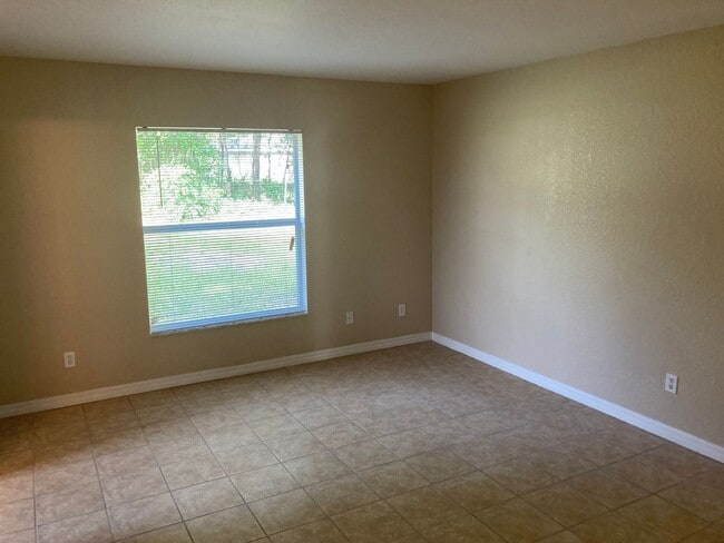 Photo - 3/2 Home Silver Springs Shores