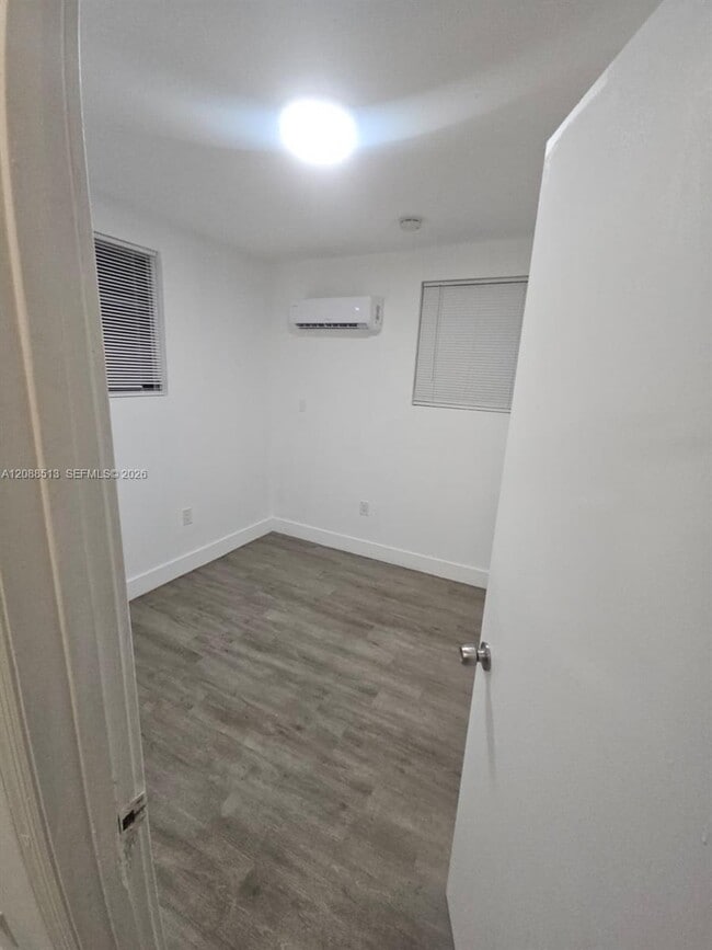 784 NW 100th St Unidad C