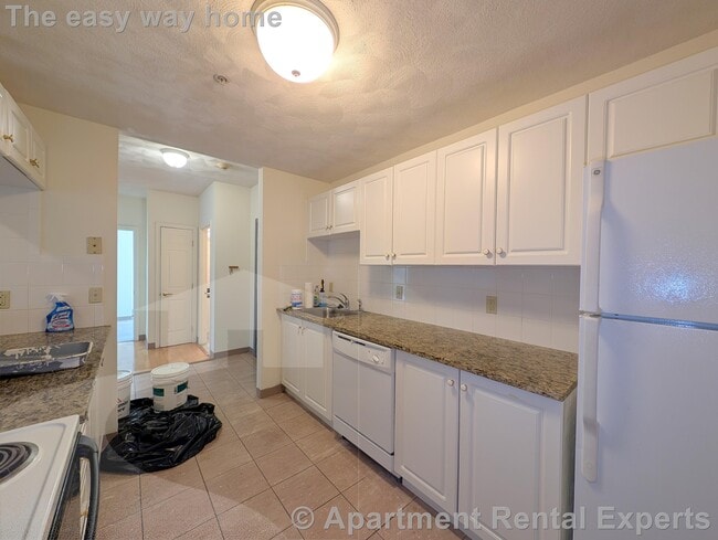 Photo - 373 Highland Ave Unit #301