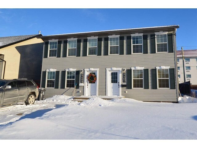 Building Photo - 8407-8487 87 St