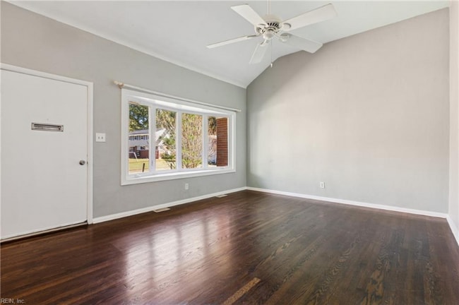 Photo - 301 Pepper Mill Ct