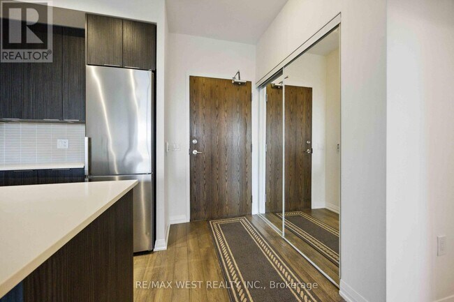 Photo - 99 Eagle Rock Way Unit 209