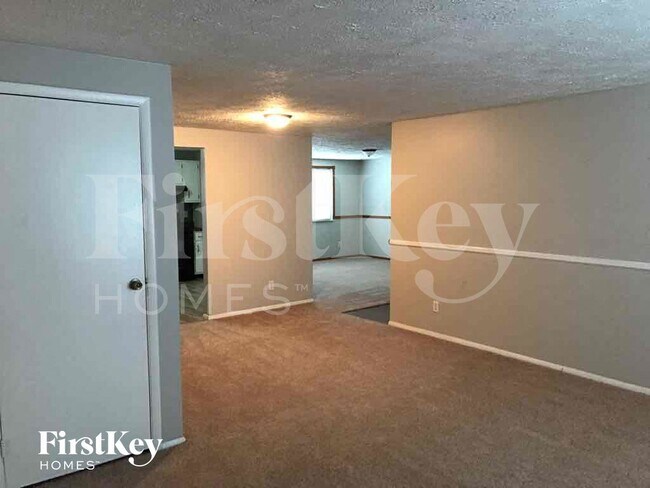 Photo - 5901 Pemberly Dr