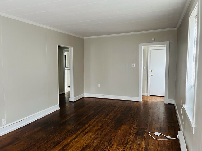 Photo - 103 W Germain St