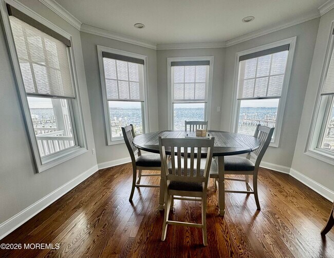 Photo - 79 Pershing Blvd