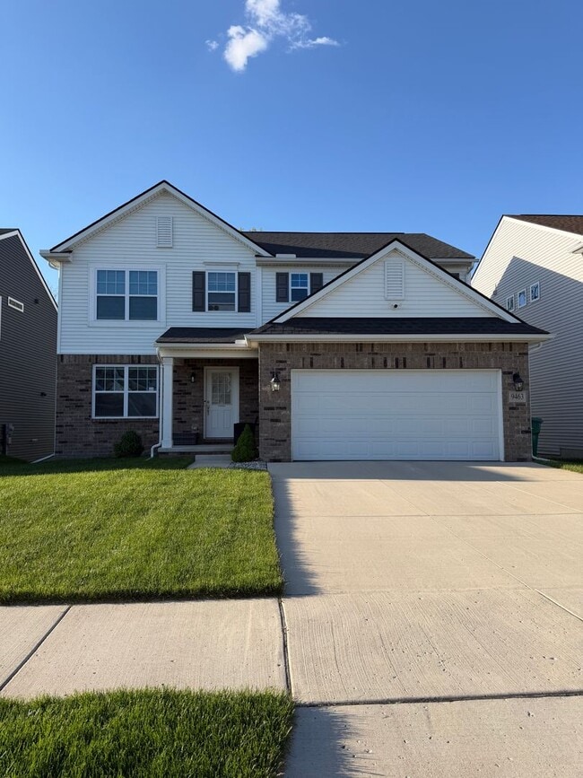Building Photo - Beautiful and serene water view home in a secluded neighborhood!  2nd floor laundry!