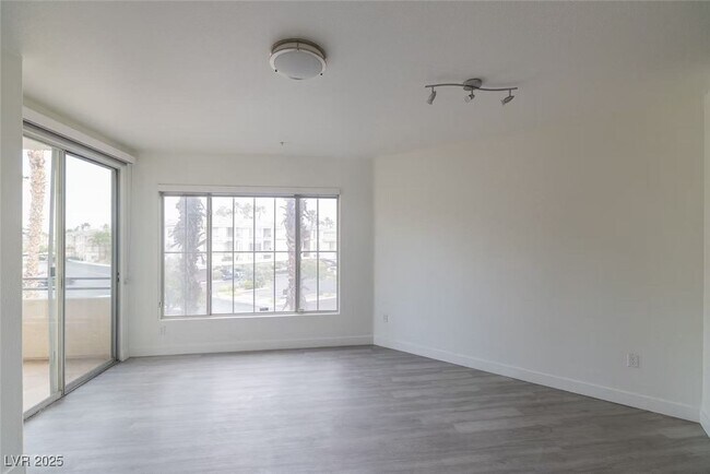 Photo - 7151 S Durango Dr Unit 211