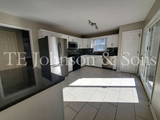 Photo - A Wonderful Home In a Lovely Neighborhood