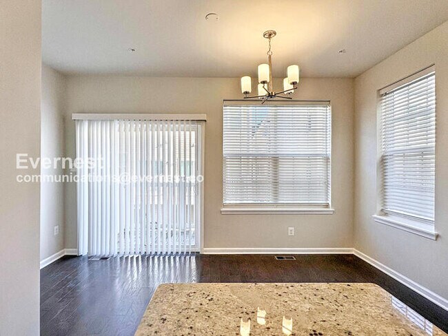 Photo - 7113 Rowlock Aly