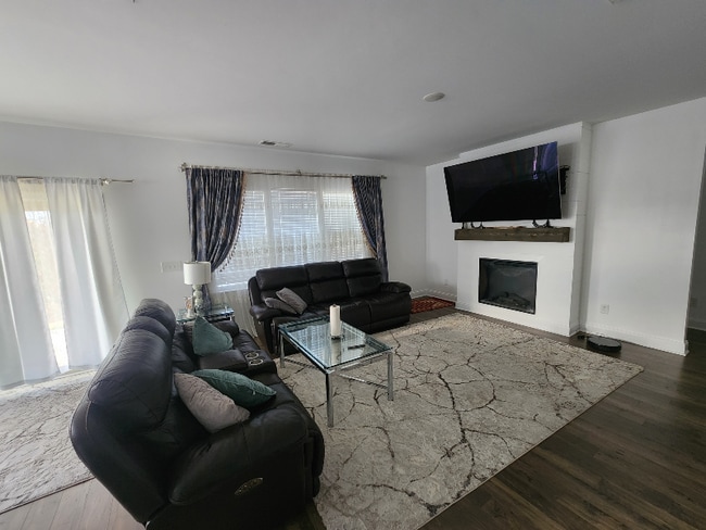 Photo - 9252 Thomason Trail