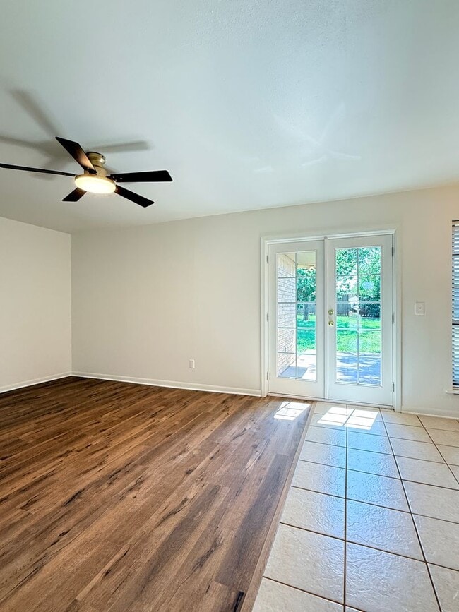 Photo - Beautiful 4 Bedroom 1.5 Bath - City View ISD