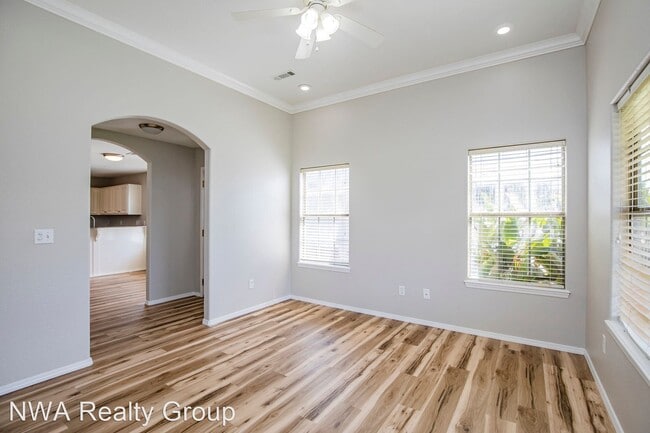 Photo - 2 br, 2 bath House - 3906 SW Gibson