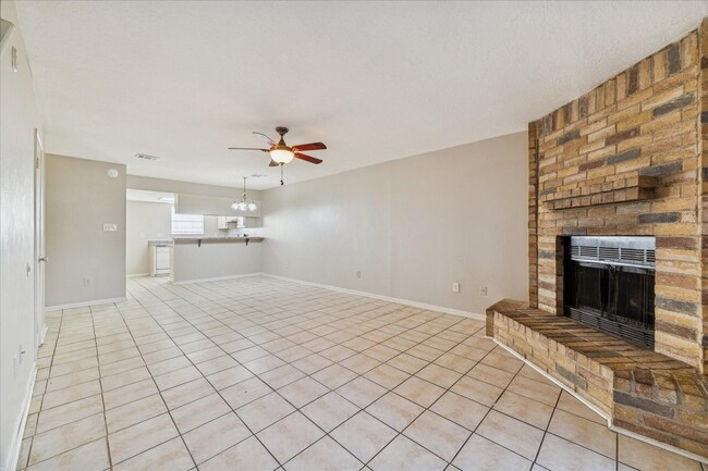 Photo - 2007 Country Village Blvd