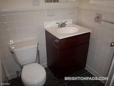 Photo - 1725 Commonwealth Ave Unidad 2