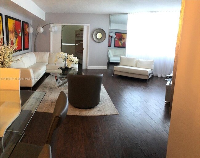 Photo - 905 Brickell Bay Dr Unit 327