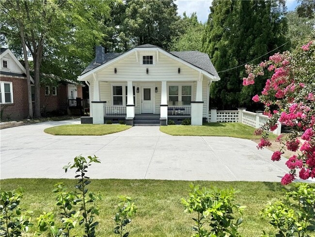 Photo - 2194 Bolton Rd NW
