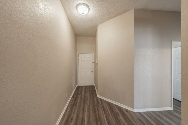 1740 Cedar Tree Dr
