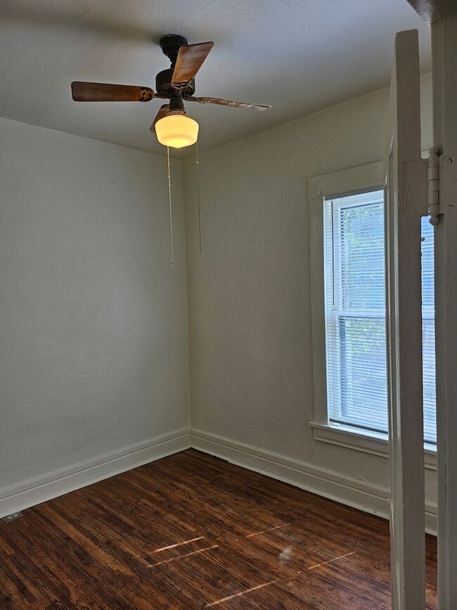 Photo - ALL PROSPECTIVE TENANTS MUST SUBMIT A $58 NON-REFUNDABLE APPLICATION FEE PER APPLICANT ONLINE AND...
