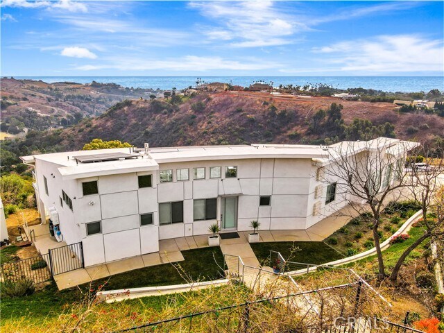 Photo - 28405 Via Acero St